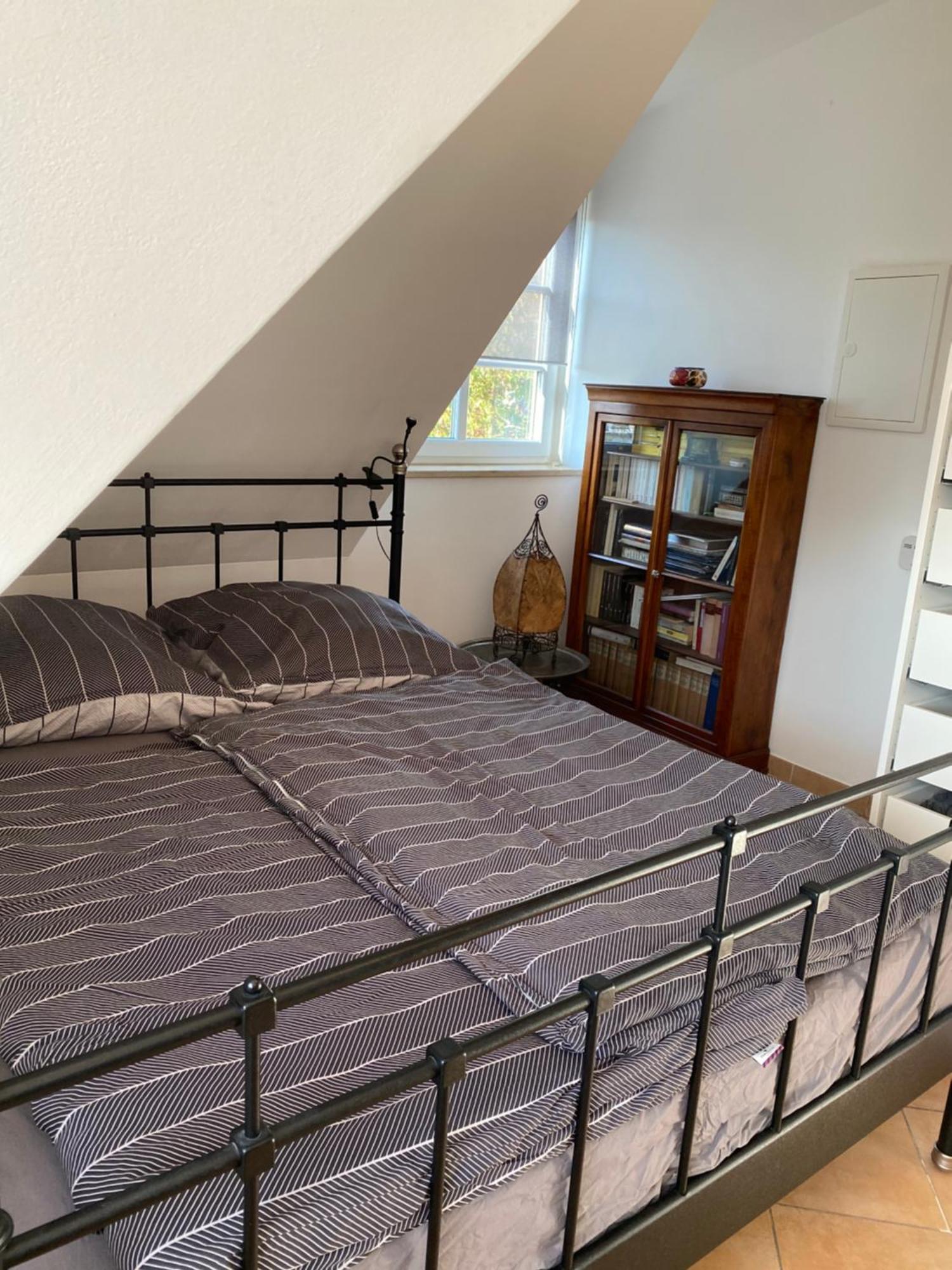 Helle Und Ruhige Dachgeschosswohnung Monachium Zewnętrze zdjęcie